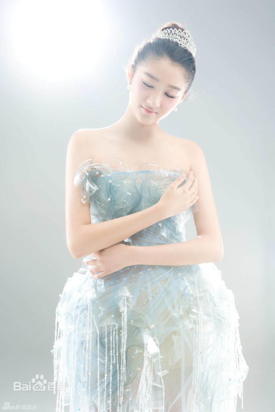 关晓彤1997 (8).jpg