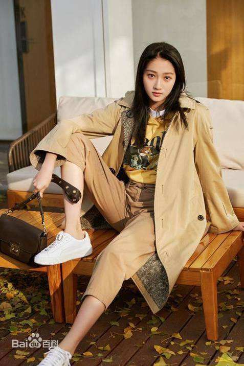 关晓彤1997 (9).jpg